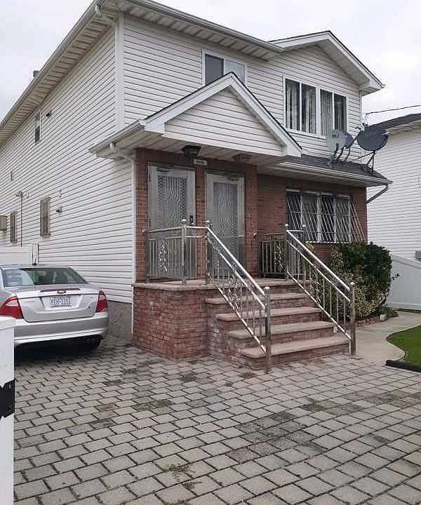 2nd image of 62-10 Elizabeth Rd