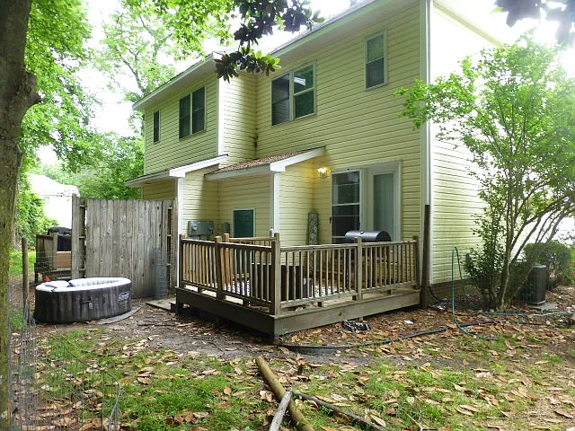2 bed, 1.5 bath, 1050 sqft, $1,325 — Photo 2
