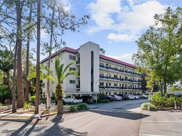 200 El Camino Dr APT 402, Winter Haven, FL 33884