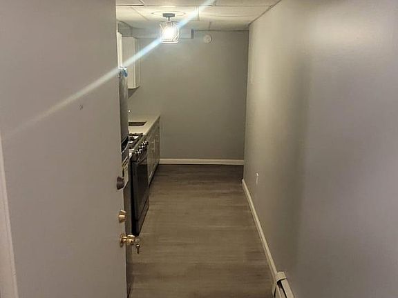 5th image of 300 Liberty St #A