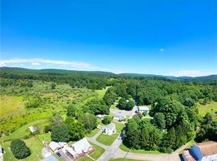 21 Reynolds Rd, Tamaqua, PA 18252