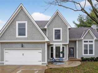 15206 Reeds Rd, Overland Park, KS 66223