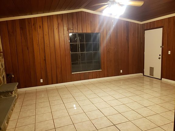 5th image of 1195 37th Ave