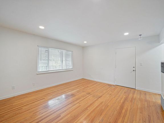 3rd image of 856 Erie St APT B