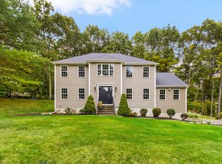 3 Tia Pl, Franklin, MA 02038