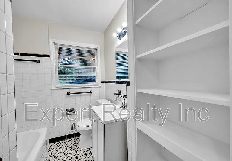 7428 Paris Ave — Photo 14