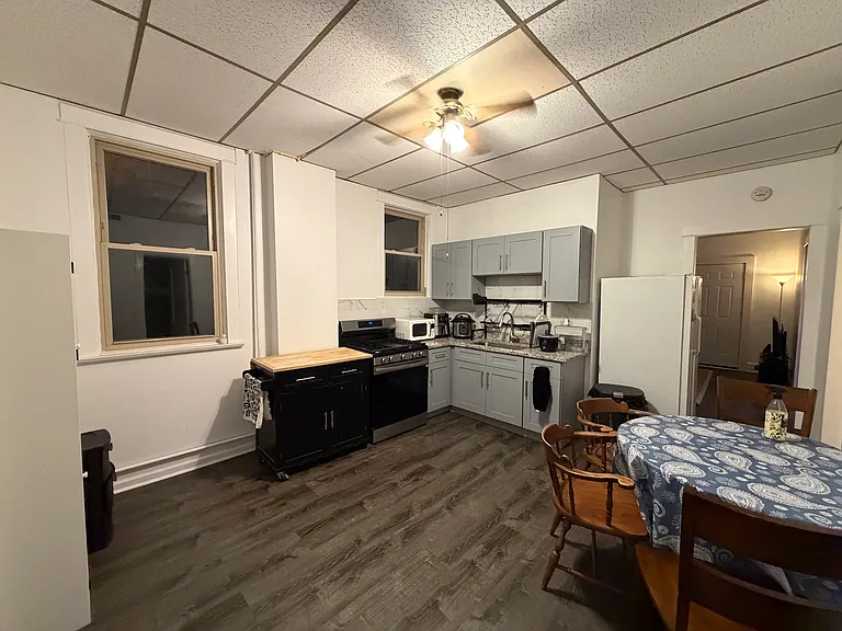2820 S Short St #2R — Photo 9