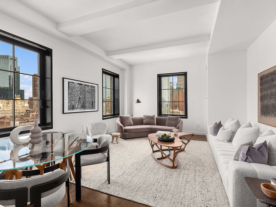 1st image of 425 W 50th St APT 15E