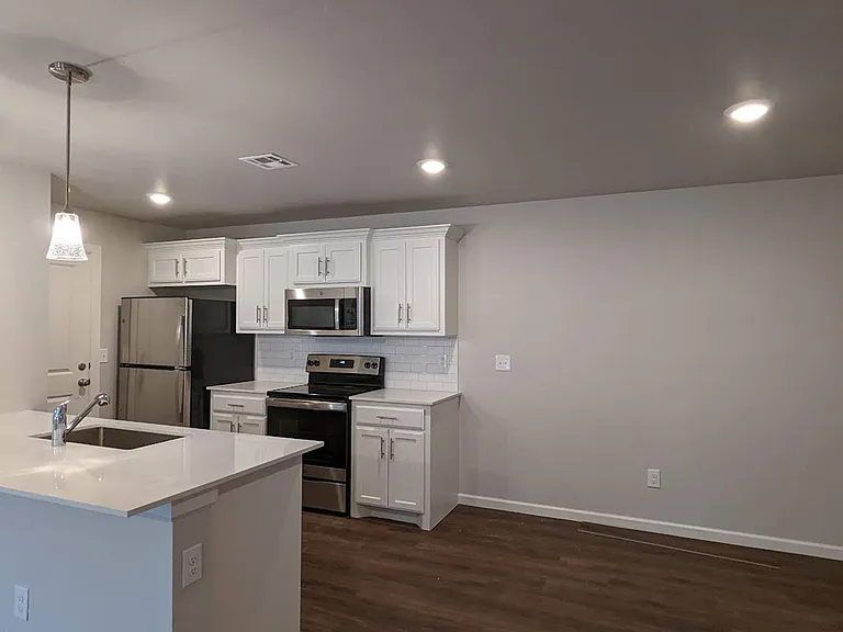 248 Spirit Dr — Photo 22