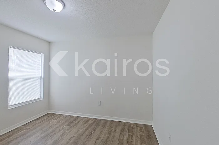 10117 Elgin Blvd — Photo 6