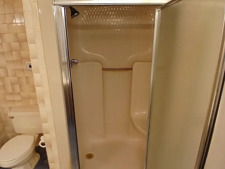 415 Petite Dr — Photo 15