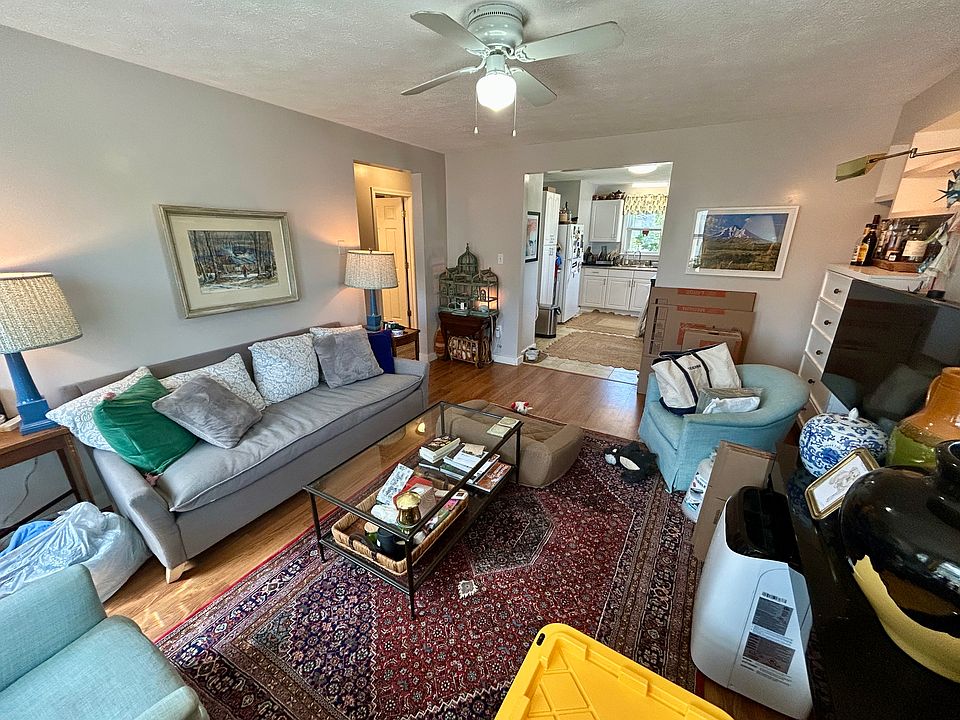 1st image of 132 Foss St #1