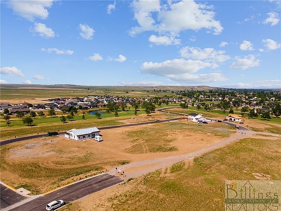 2nd image of 511 Winged Foot Dr