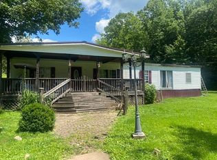 150 Clio Rd, Clendenin, WV 25045
