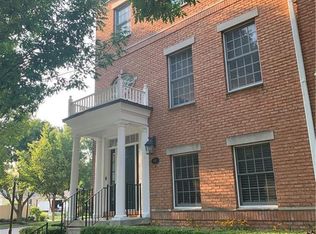 2012 Rhettsbury St, Carmel, IN 46032