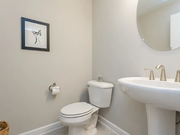 3381 Monterey Dr — Photo 8