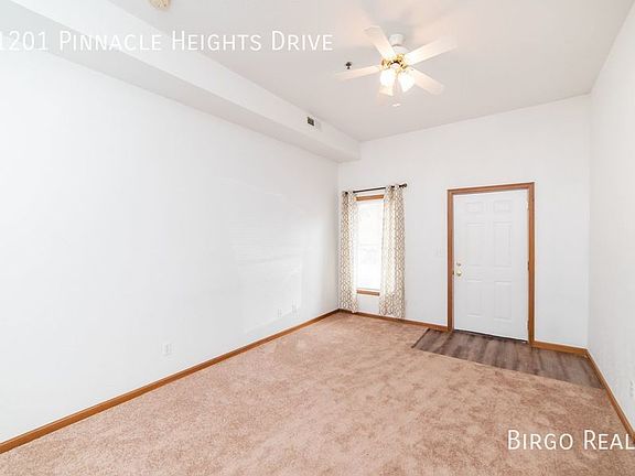 4th image of 1201 Pinnacle Heights Dr