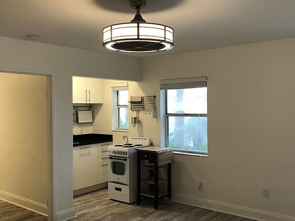 5th image of 920 2nd St N #928-1