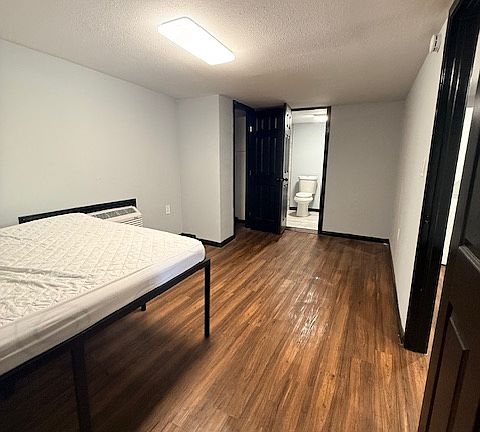4th image of 6716 Sherman St APT 6