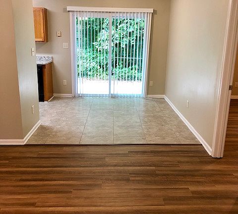 4th image of 2533 Hemby Woods Dr