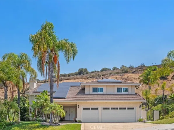 22241 Dardenne St, Calabasas, CA 91302