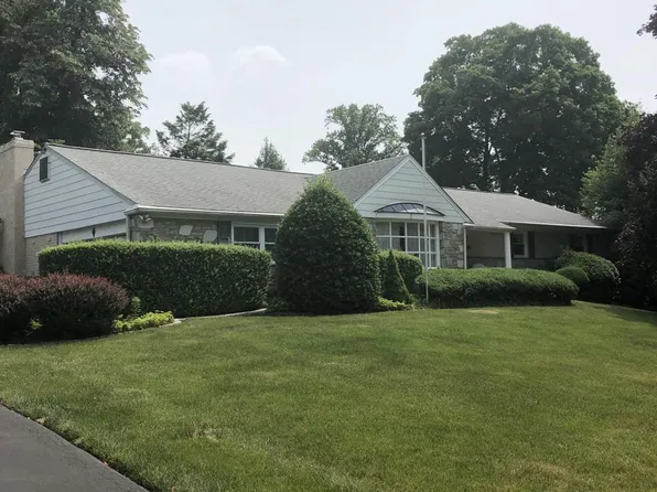 1059 Frederick Rd, Meadowbrook, PA 19046