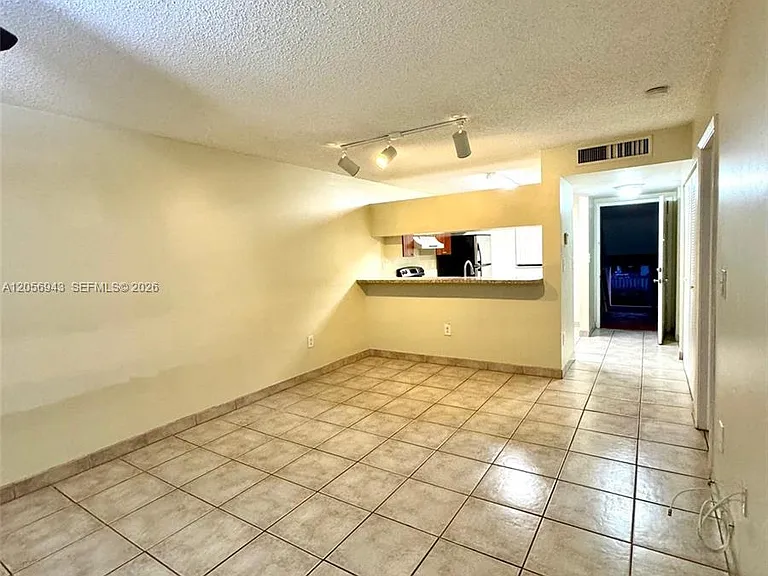 9945 Nob Hill Ct #9945 — Photo 7
