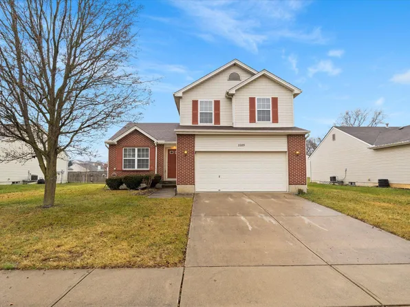 2285 Hazelnut Dr, Fairborn, OH 45324