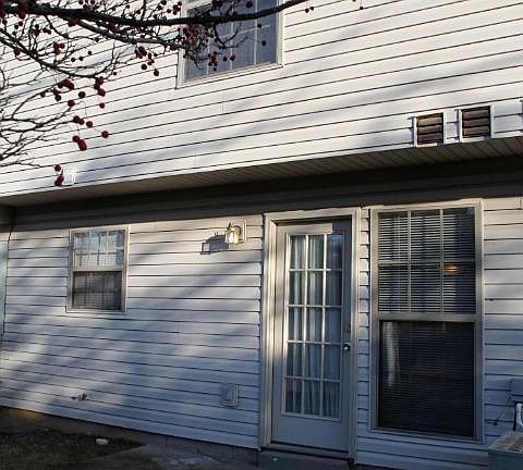 4th image of 3101 Kirklevington Dr APT 248