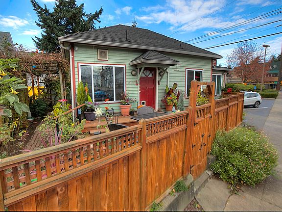 3rd image of 3509 1st Ave NW