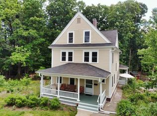 10 East St, Ayer, MA 01432