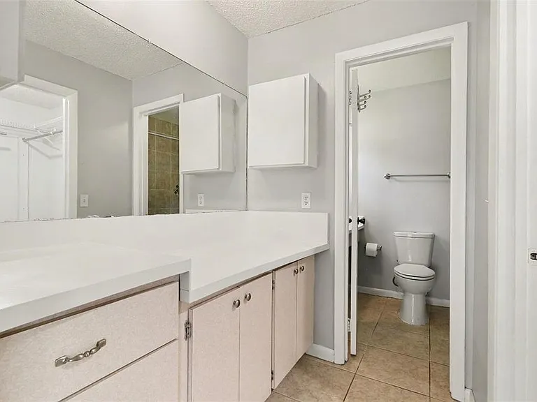 10157 Bluff Ct — Photo 17