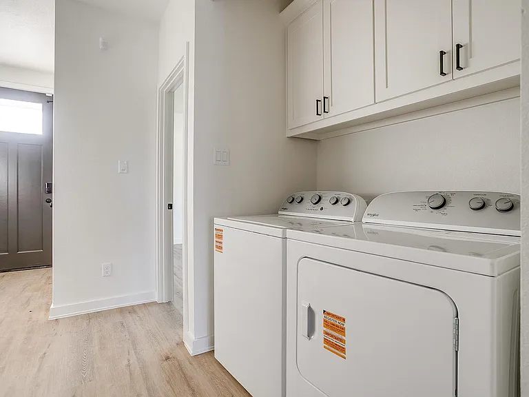3108 Frazier Ave — Photo 8