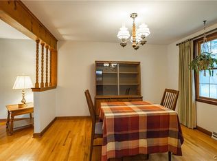 5802 Ike Dixon Rd, Camillus, NY 13031