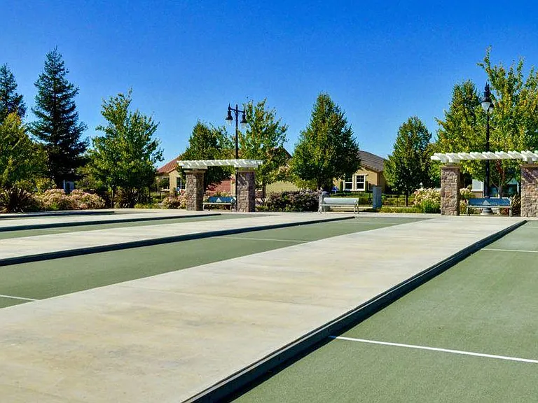 2331 Shadow Berry Dr — Photo 41