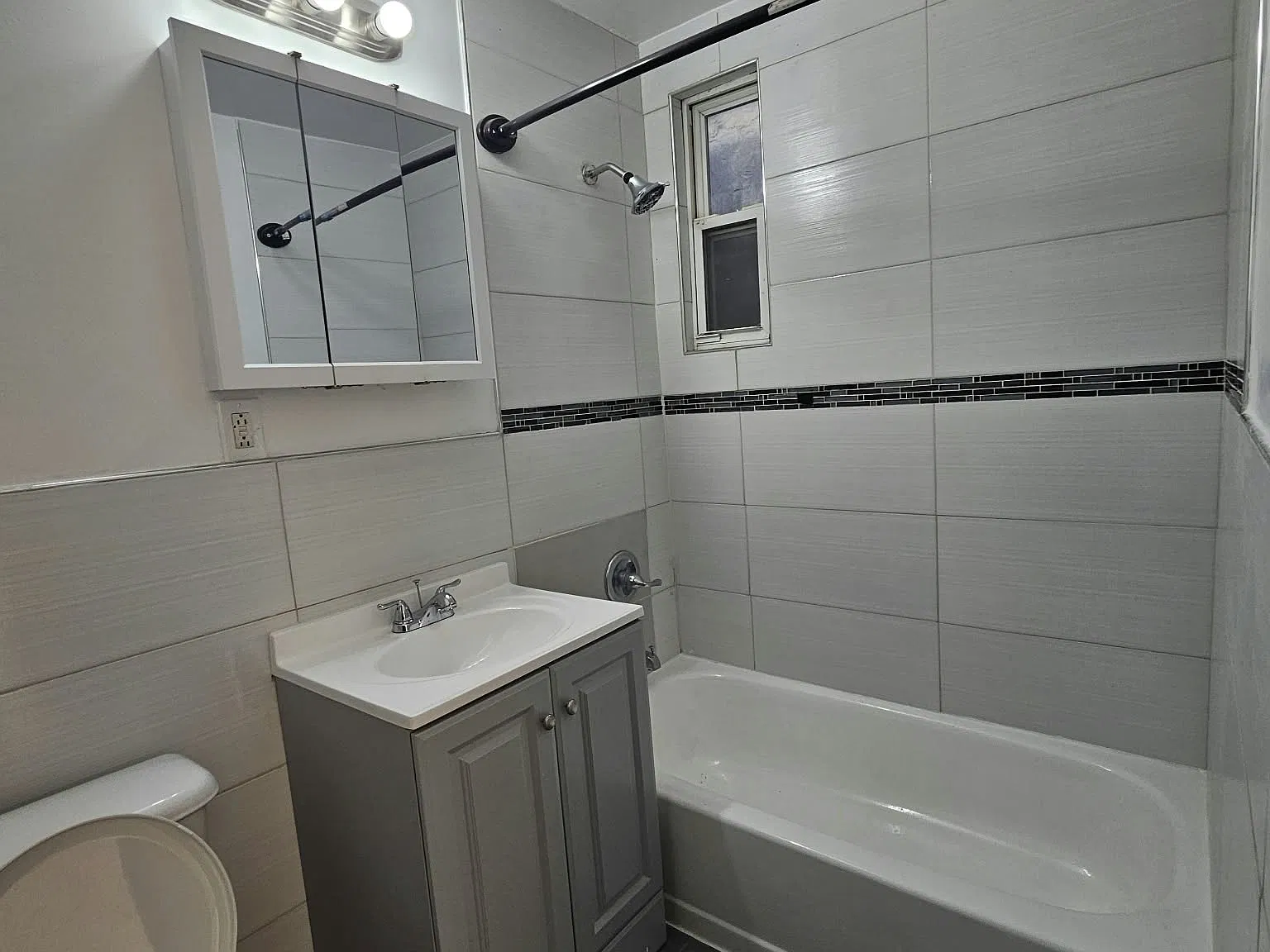 1 bed, $1,750 — Photo 4