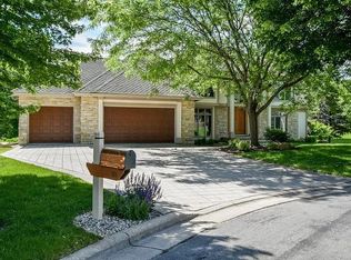 6 Coyote Ct, Madison, WI 53717