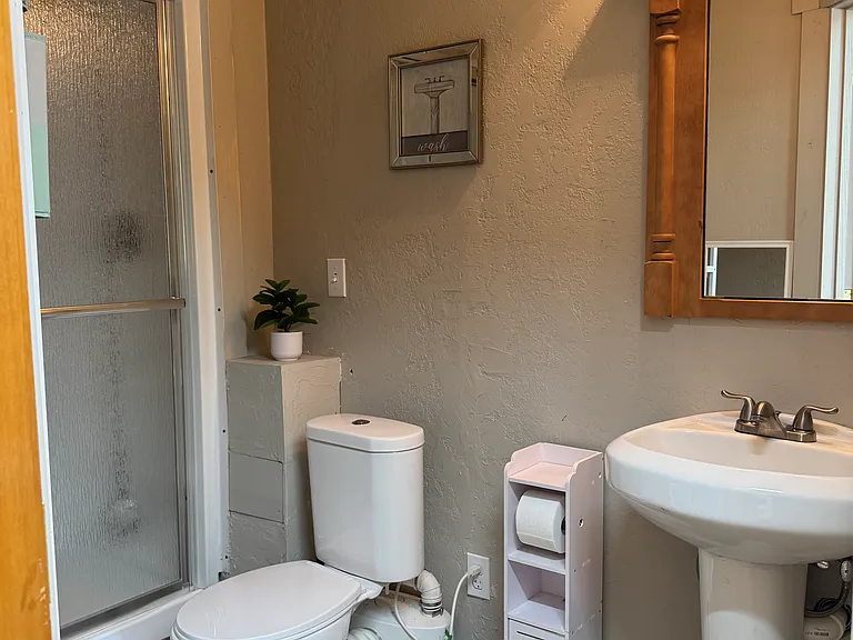 253 Anderson Rd #A — Photo 5