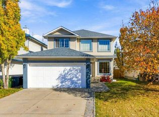 128 SW Douglas Ridge Close SE, Calgary, AB T2Z2M3
