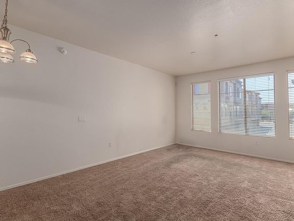 4th image of 2401 E Rio Salado Pkwy