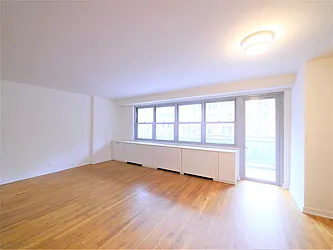 Rented by R New York