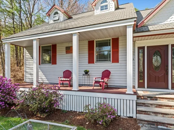 223 Westfall Rd, Pelham, NH 03076