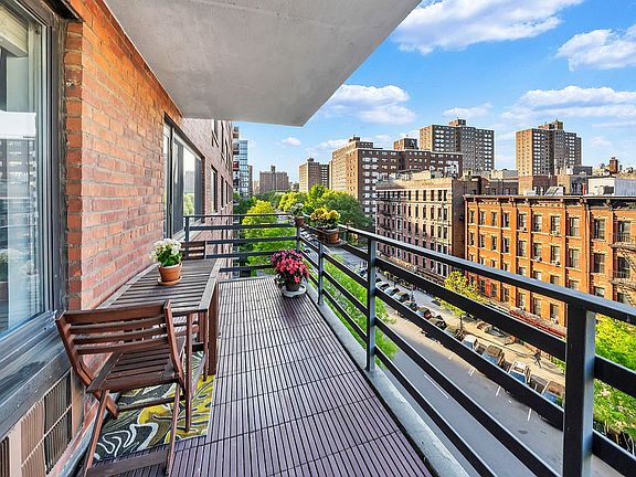 3rd image of 400 Central Park W APT 7J