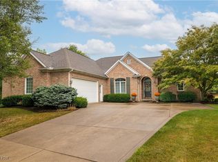 1901 Wynstone Cir NE, North Canton, OH 44720