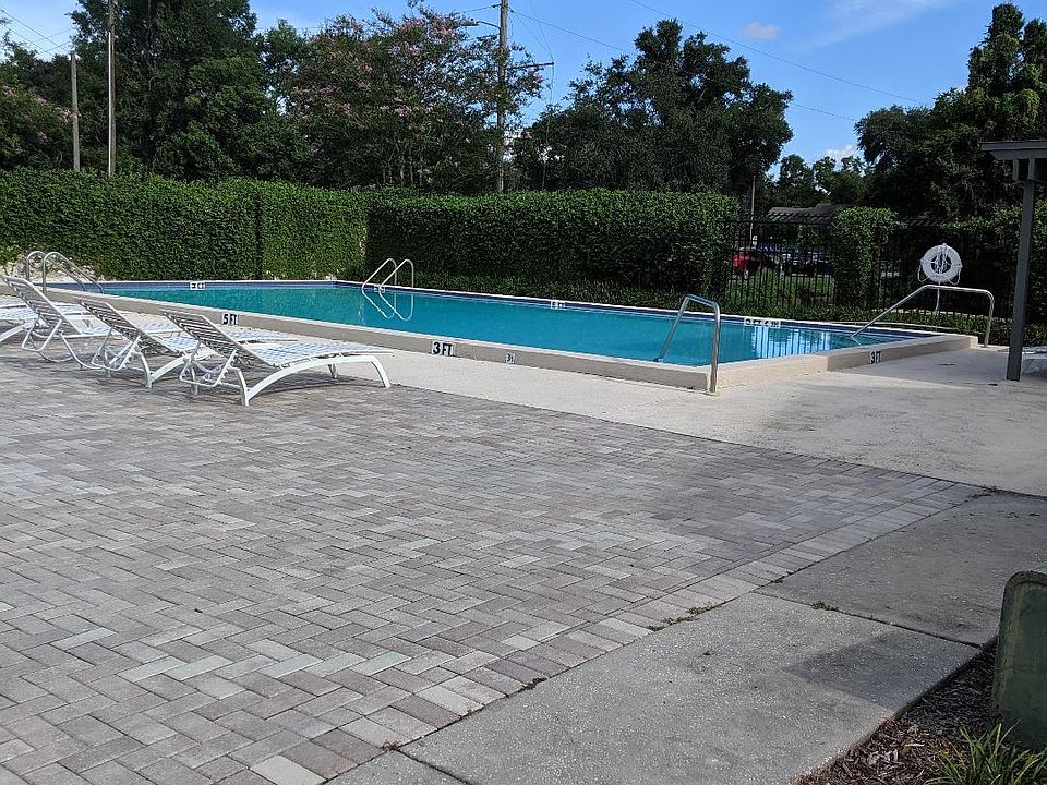 2nd image of 16523 Brigadoon Dr
