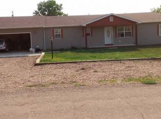 214 N Jensen Ave, Broadus, MT 59317