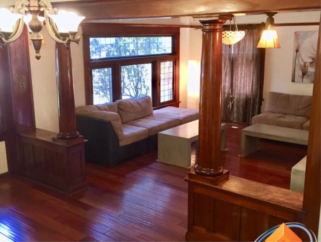 1 bed, 3500 sqft, $1,200 — Photo 2