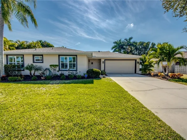 1584 Woodwind Ct, Fort Myers, FL 33919