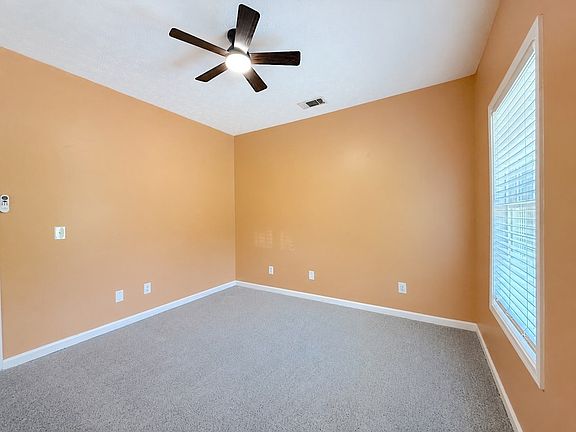 5th image of 2411 21st Ave