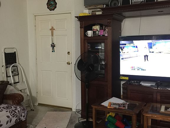 5th image of 9014 Burnet Ave Unit 202